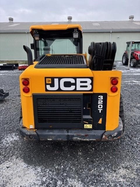 Image of JCB 320T equipment image 1