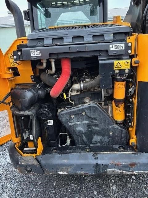 Image of JCB 320T equipment image 3