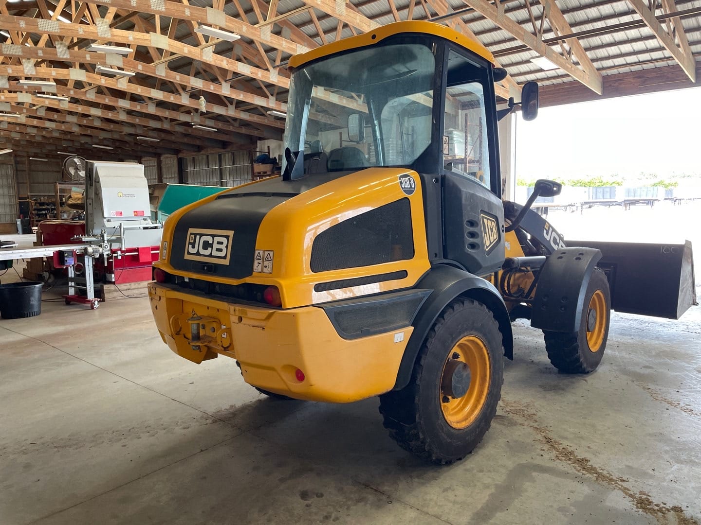 2016 JCB 409 Equipment Image0