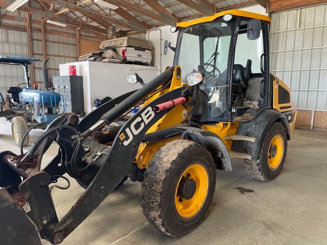 Image of JCB 409 equipment image 4