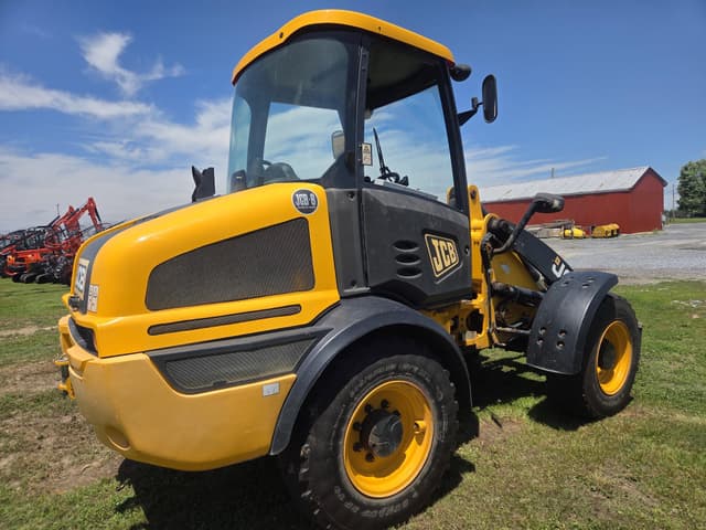 Image of JCB 409 equipment image 2