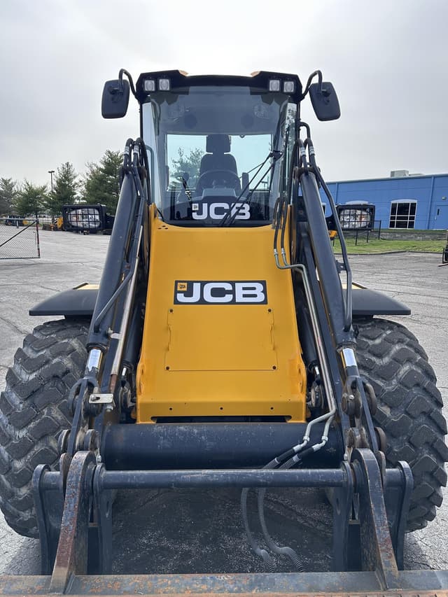 Image of JCB 417HT equipment image 1