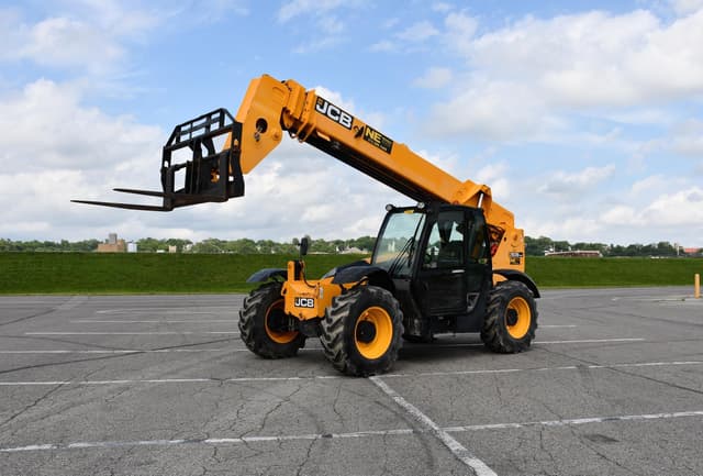 Image of JCB 509-42 equipment image 1