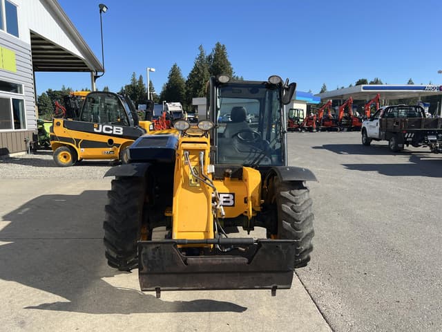 Image of JCB 525-60 Agri Plus equipment image 2