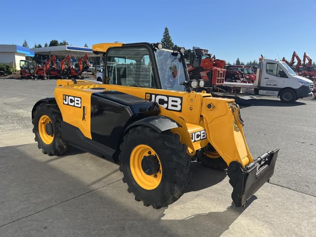 Image of JCB 525-60 Agri Plus equipment image 3