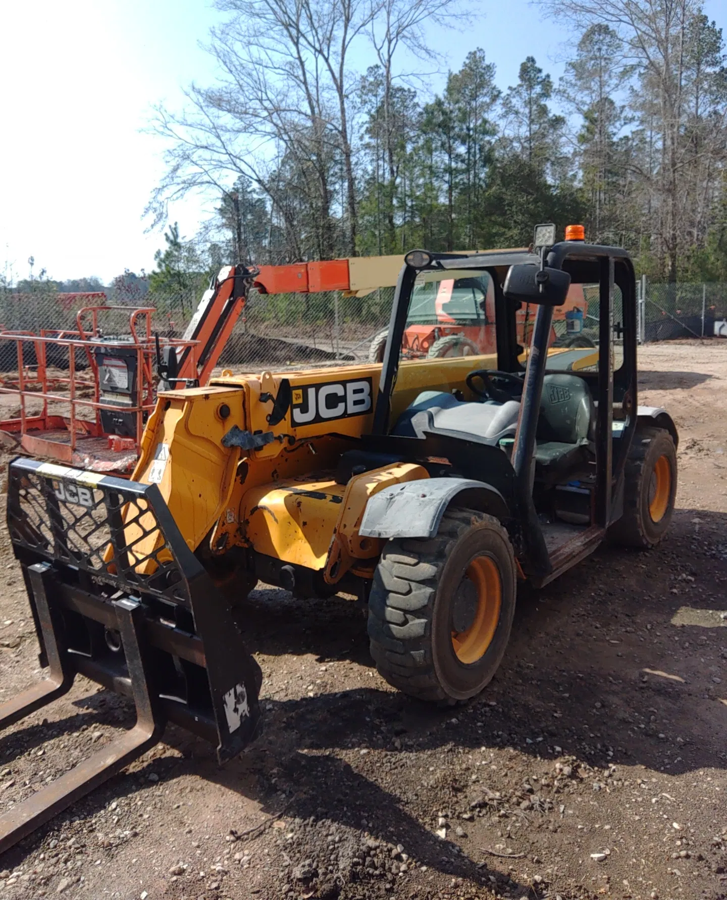 2016 JCB 525-60 Equipment Image0