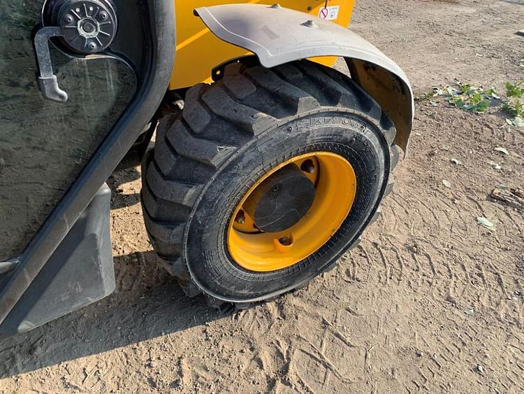 Main image JCB 525-60 14