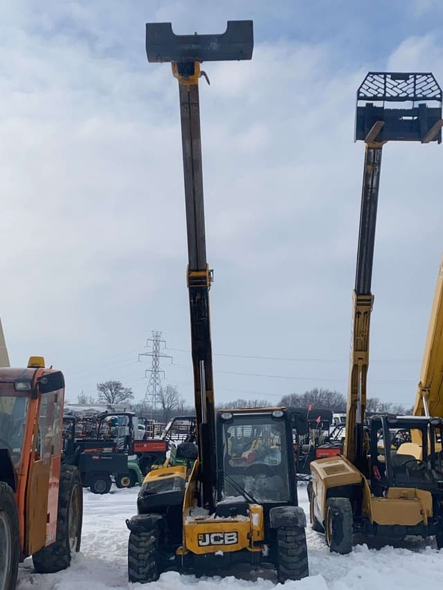 Image of JCB 525-60 equipment image 3