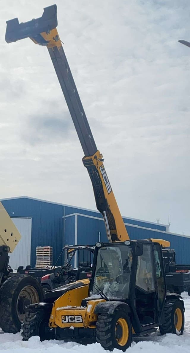 Image of JCB 525-60 equipment image 1