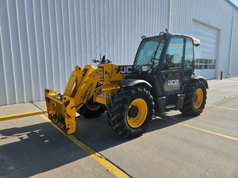Main image JCB 541-70