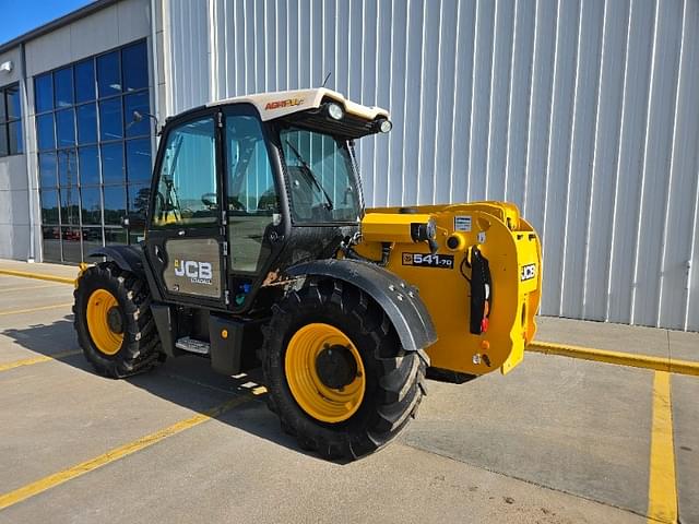 Image of JCB 541-70 equipment image 4