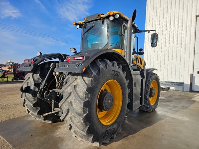 Image of JCB Fastrac 8330 equipment image 2