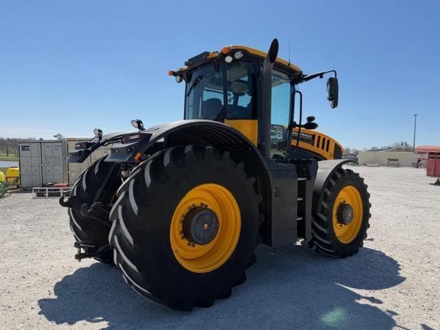 Image of JCB Fastrac 8330 equipment image 3