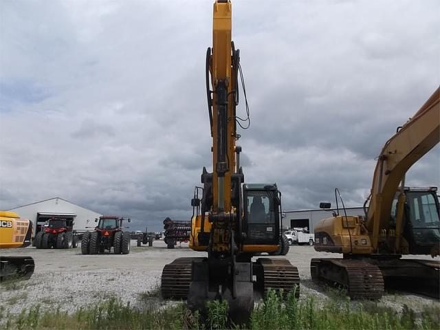 Image of JCB JS220LC equipment image 1