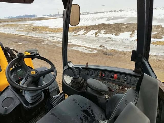 Image of JCB 407 equipment image 3