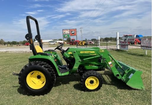 Image of John Deere 3032E Primary image