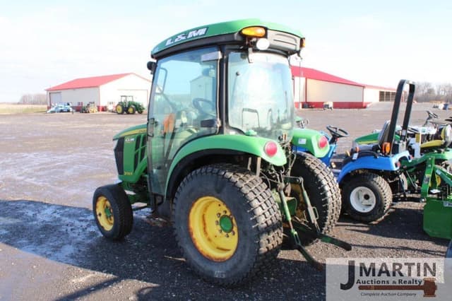Image of John Deere 3033R equipment image 3