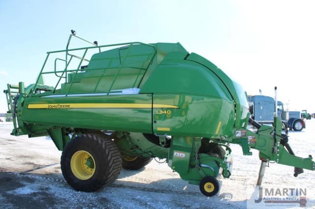 Image of John Deere L340 equipment image 1