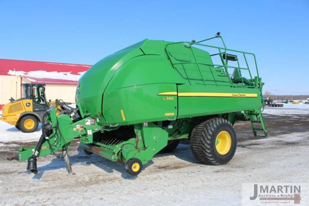 2016 John Deere L340 Equipment Image0