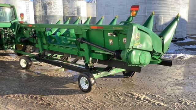 Image of John Deere 608C equipment image 2