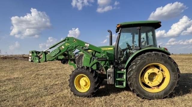 Image of John Deere 6105E equipment image 1