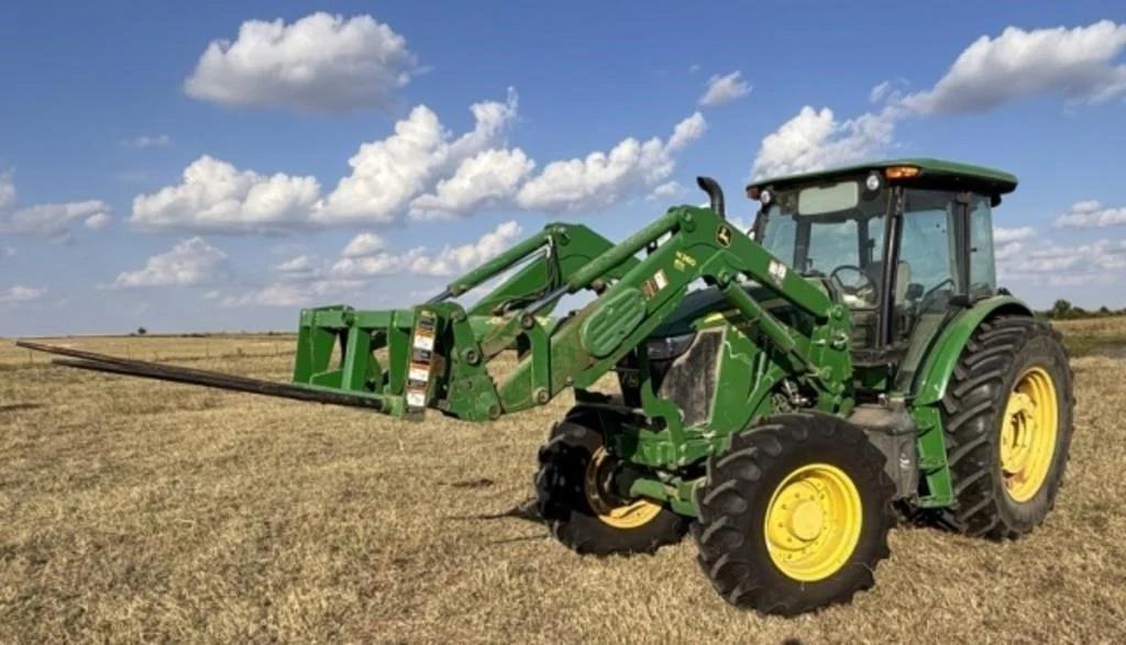 Image of John Deere 6105E Primary image