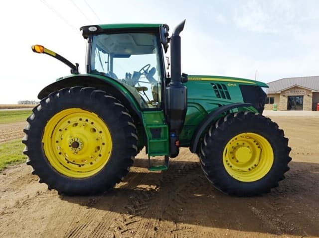 Image of John Deere 6175R equipment image 2