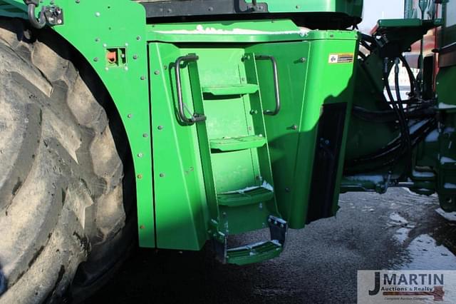 Image of John Deere 9520R equipment image 4