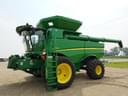 2016 John Deere S680 Image