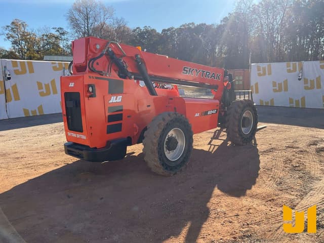 Image of JLG 6042 equipment image 4