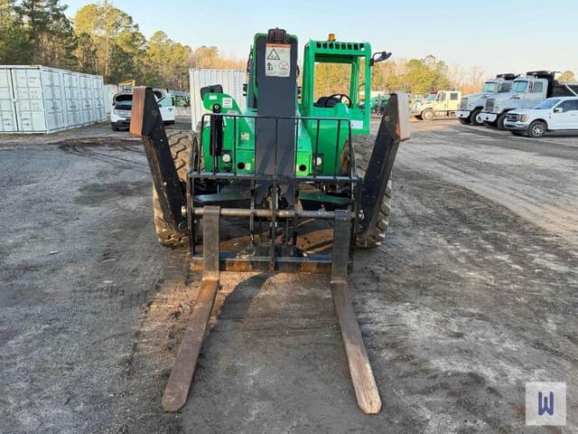 Image of JLG 10054 equipment image 1