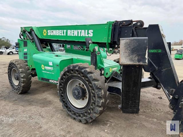 Image of JLG 10054 equipment image 3