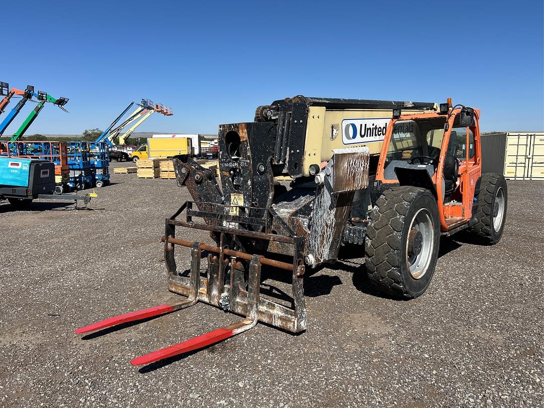 Image of JLG 1055 Primary image
