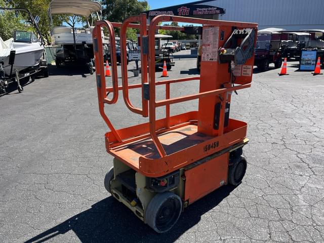 Image of JLG 1230ES equipment image 4