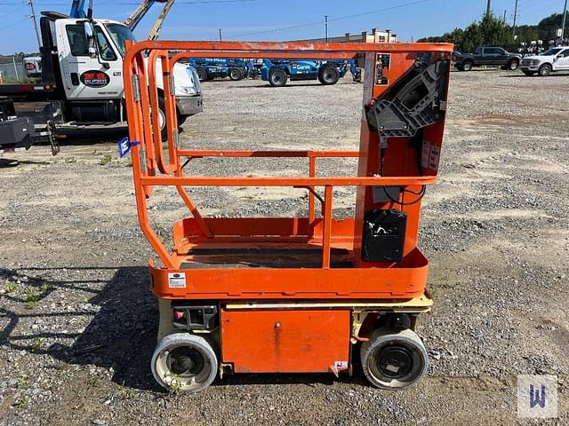 Image of JLG 1230ES equipment image 1