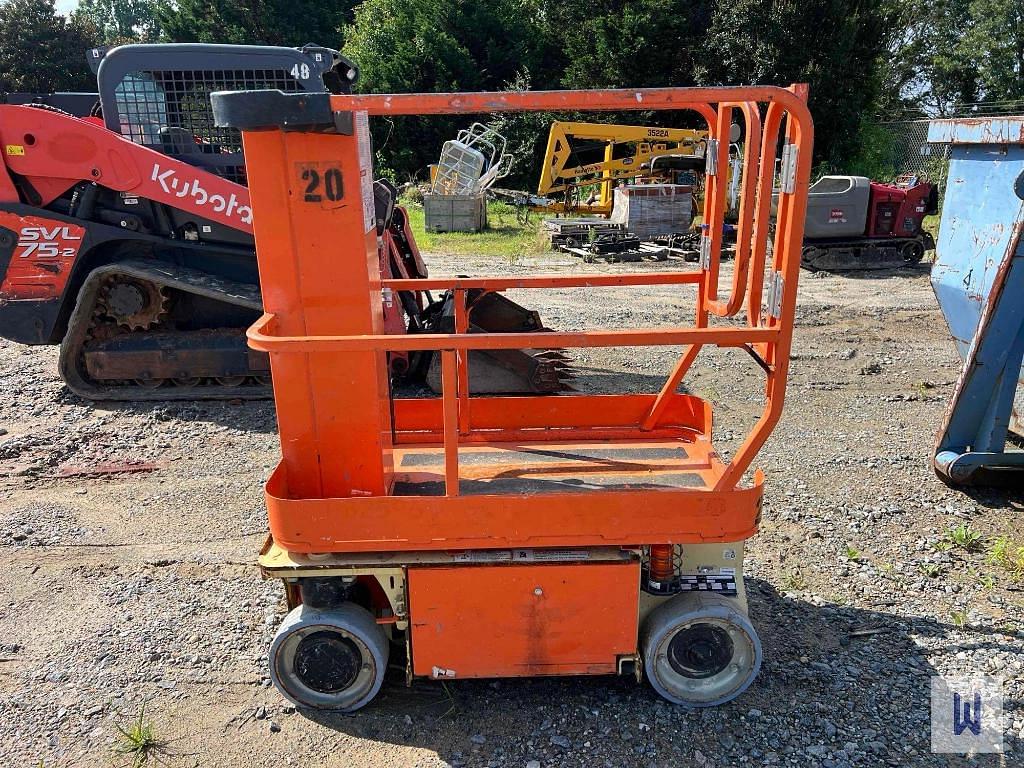 Image of JLG 1230ES Primary image