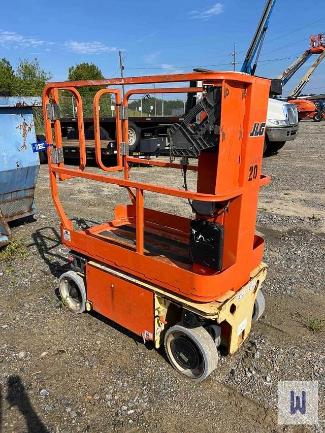 Image of JLG 1230ES equipment image 3