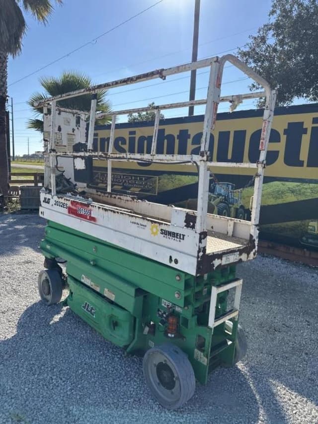 Image of JLG 2032ES equipment image 1