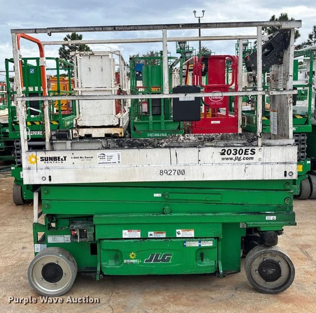 Image of JLG 2032ES equipment image 3