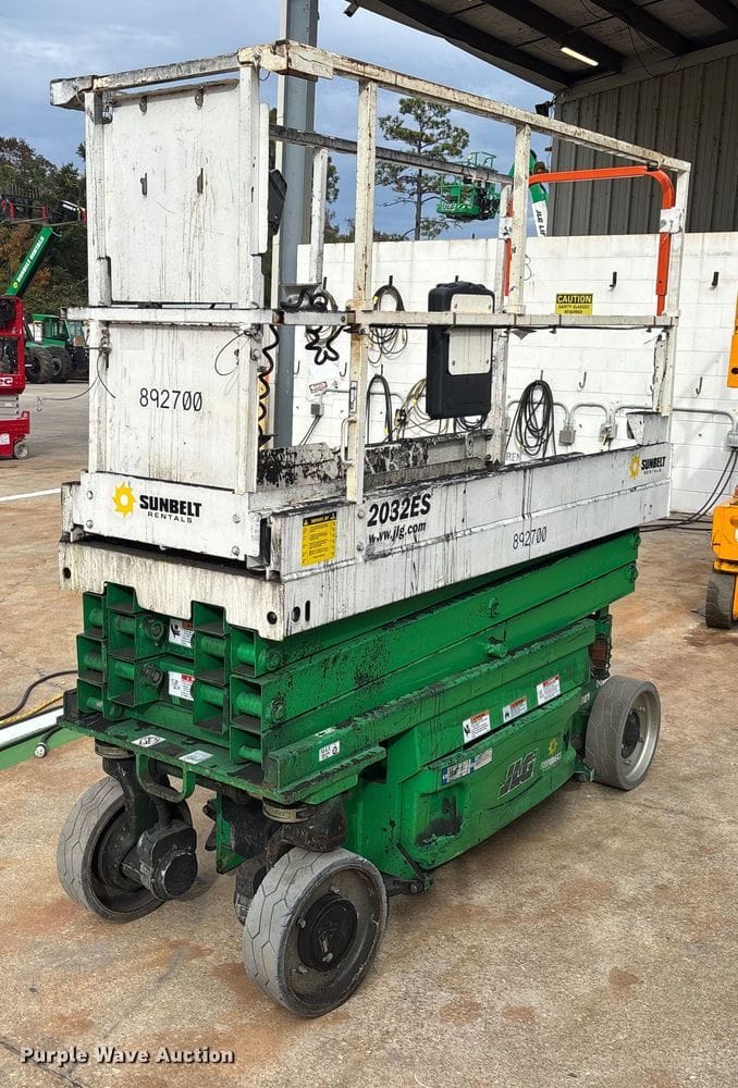 2016 JLG 2032ES Equipment Image0