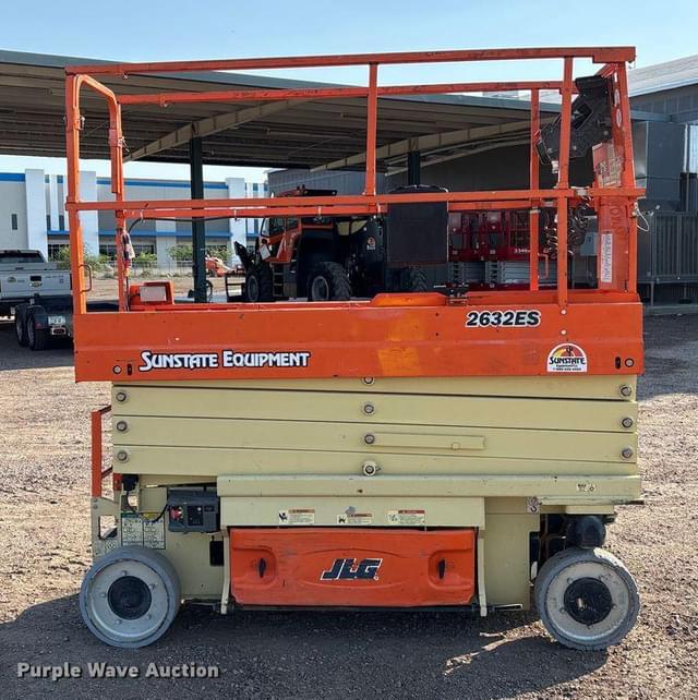 Image of JLG 2632ES equipment image 3
