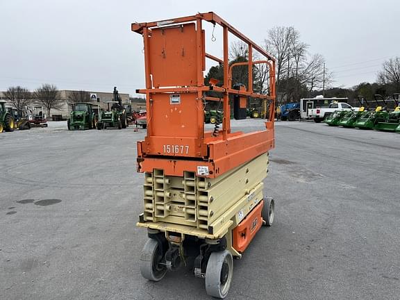 Image of JLG 2632ES equipment image 2