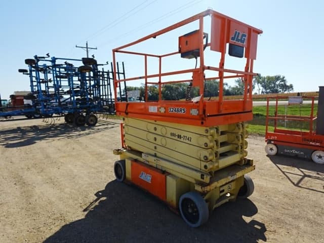 Image of JLG 3248RS equipment image 2