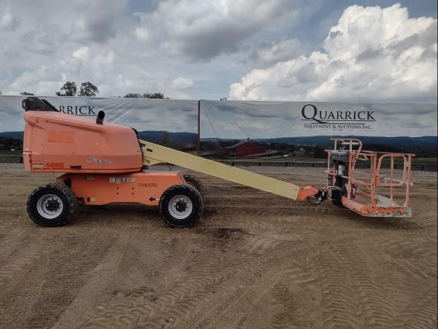 2016 JLG 400S Equipment Image0