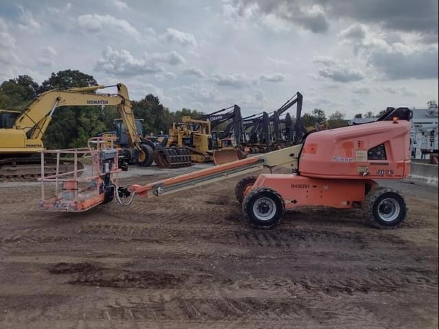 Image of JLG 400S equipment image 2