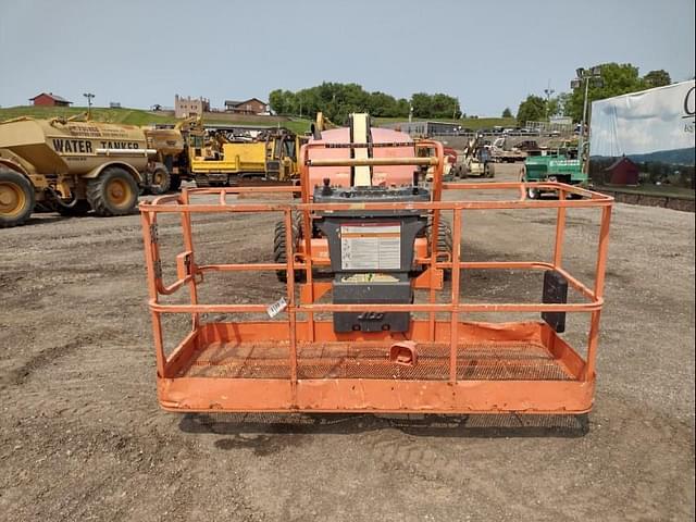 Image of JLG 400S equipment image 3