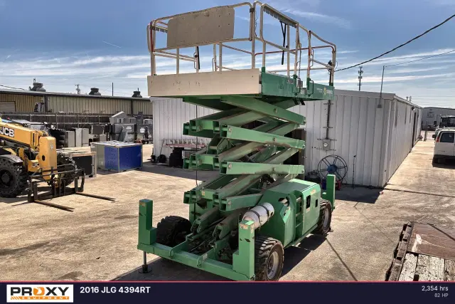 Image of JLG 4394RT equipment image 2
