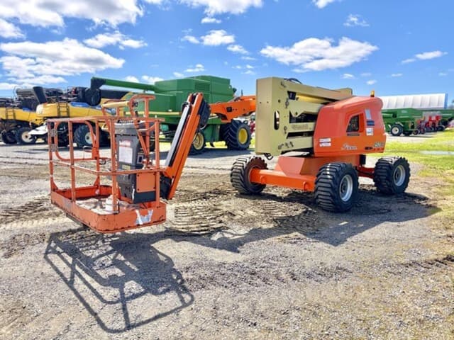 Image of JLG 450AJ equipment image 1