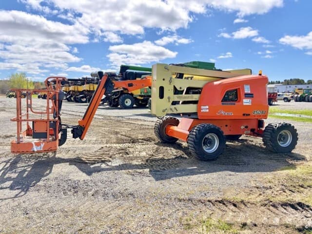 Image of JLG 450AJ equipment image 3