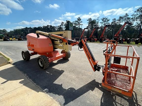 Image of JLG 450AJ equipment image 3